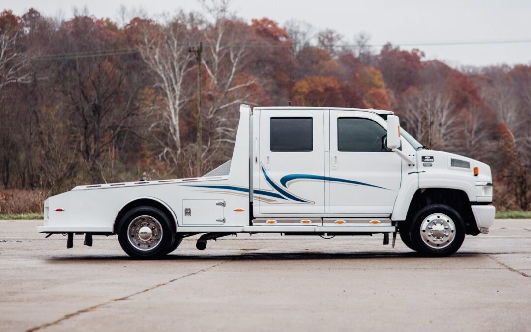 2006 CHEVROLET KODIAK REGENCY HAULER 67K MILES