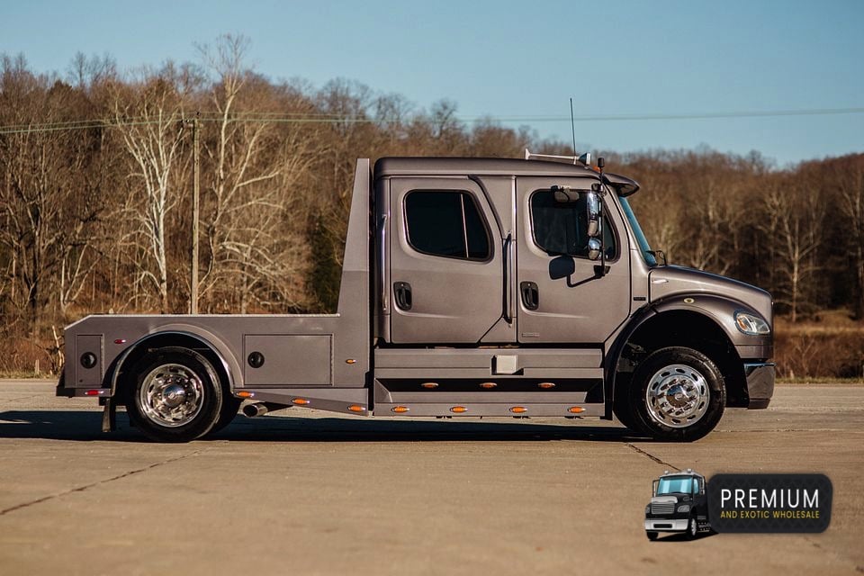 2006 FREIGHTLINER SPORTCHASSIS 330HP