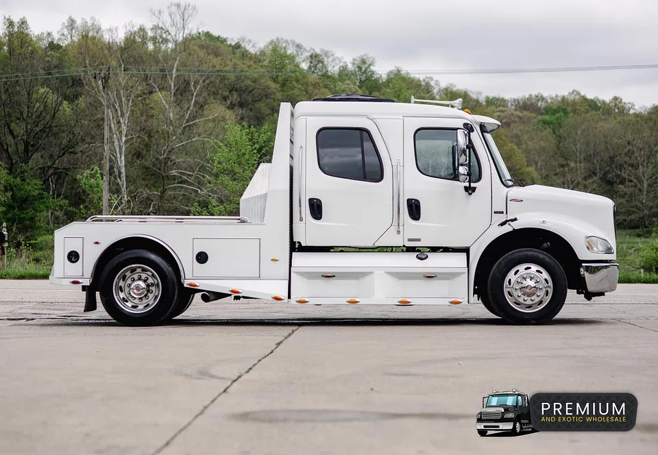 2007 FREIGHTLINER SPORTCHASSIS M2-112