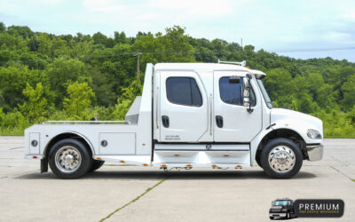 2005 FREIGHTLINER SPORTCHASSIS CAT 300HP