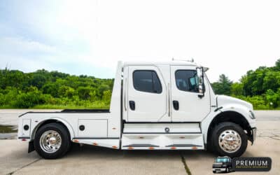 2006 FREIGHTLINER SPORTCHASSIS 330HP M2-106