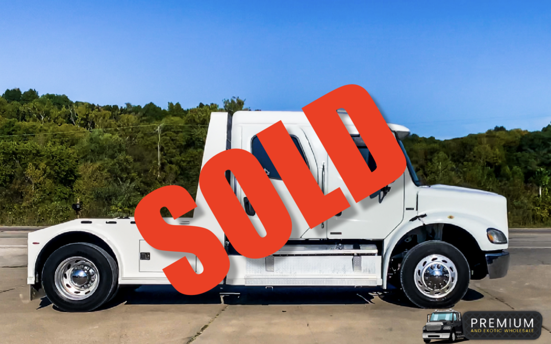 2011 FREIGHTLINER M2-112 SPORT HAULER 2L