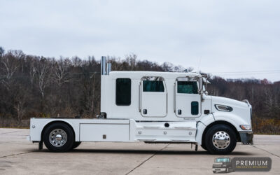 2009 PETERBILT 384 SCHWALBE STRETCH