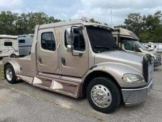 2006 FREIGHTLINER C7 300HP CAT SPORTCHASSIS HAULER