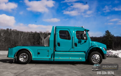 2021 FREIGHTLINER M2-106 CUMMINS LAREDO HAULER