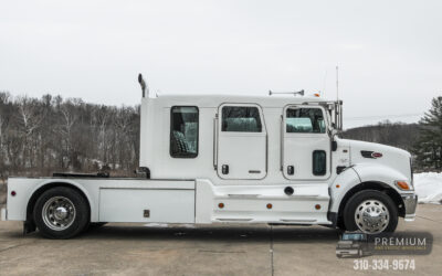 2010 PETERBILT 335 SCHWALBE STRETCH