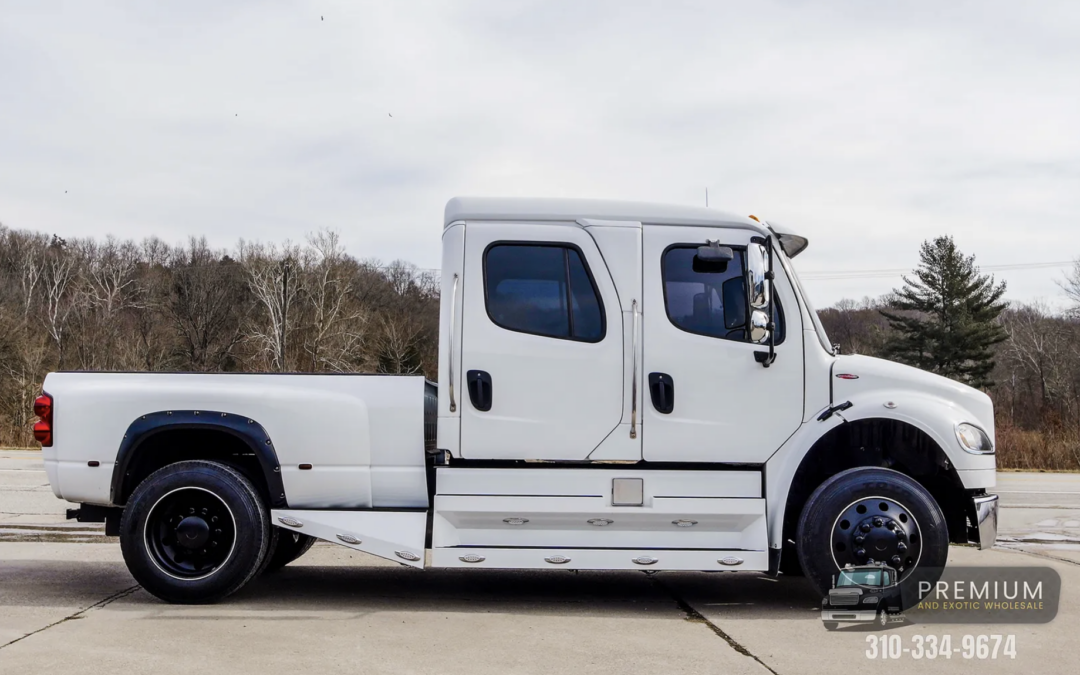 2010 FREIGHTLINER P2 CUMMINS SPORTCHASSIS