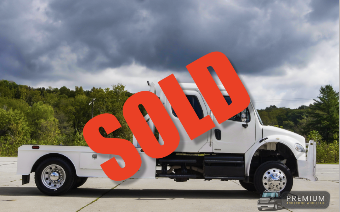2012 FREIGHTLINER 4X4 CUSTOM HAULER