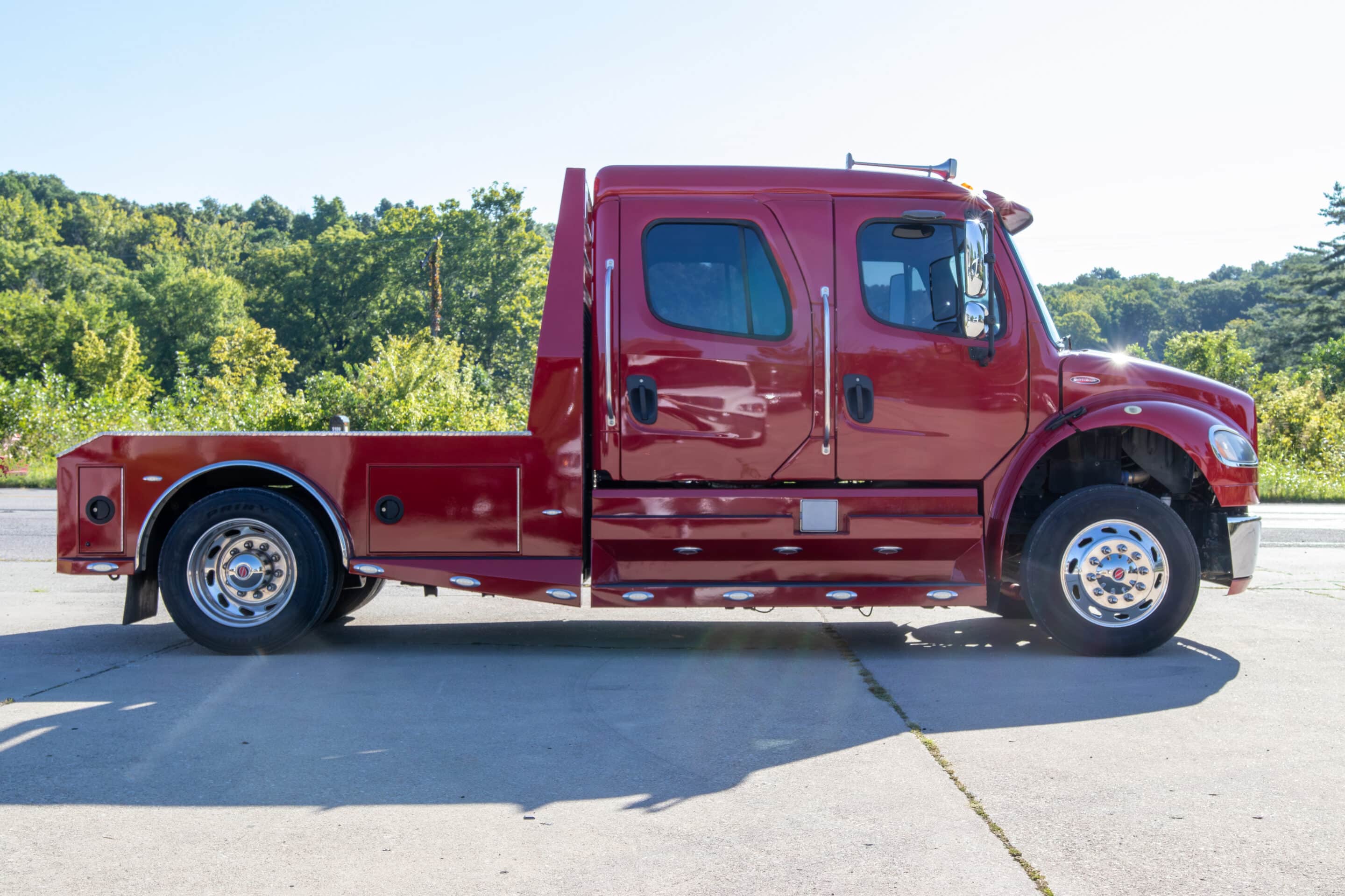 252508-Red-Sport-Chassis-JN-1