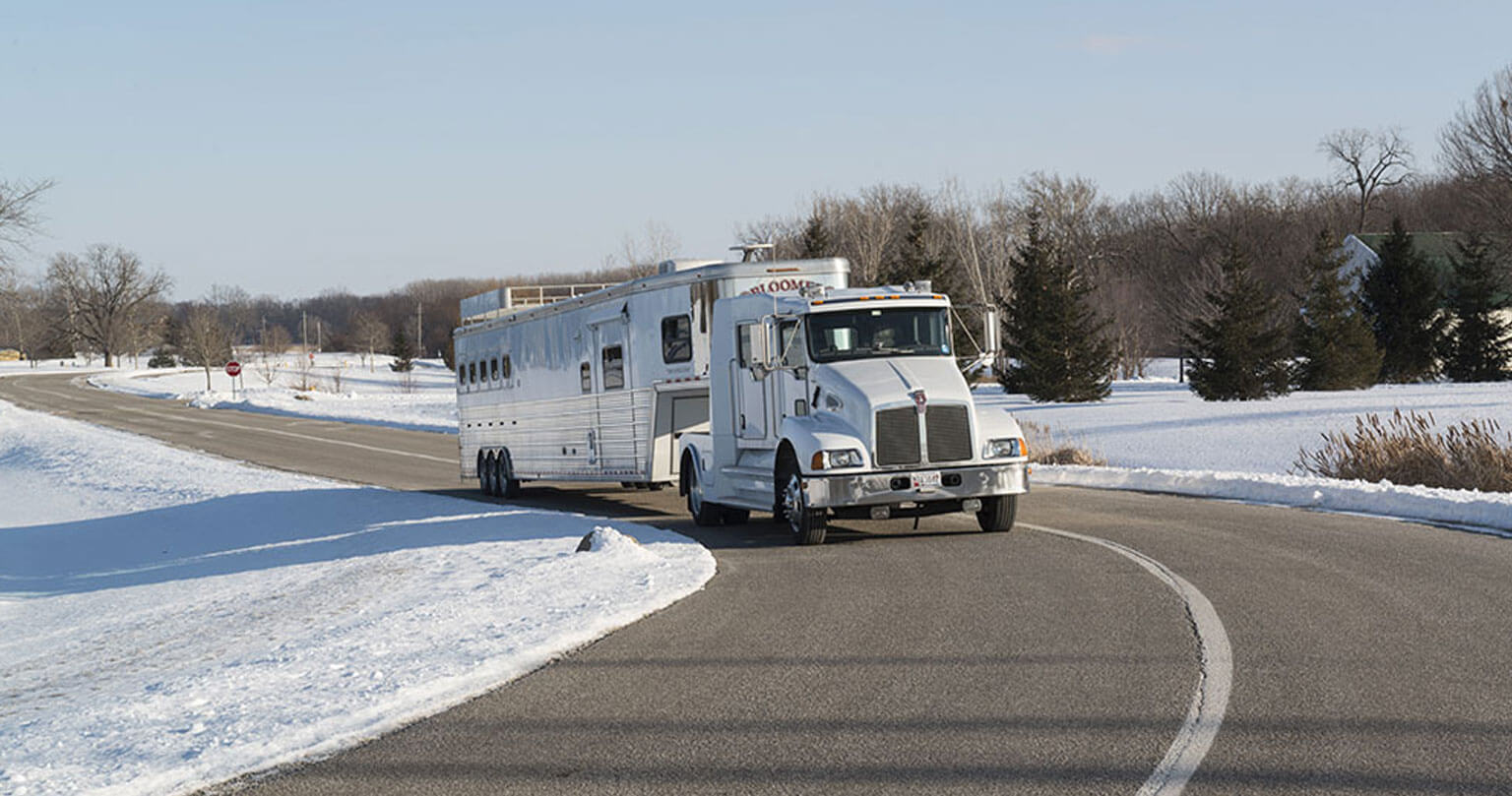 Bolt hauler towing horse trailer