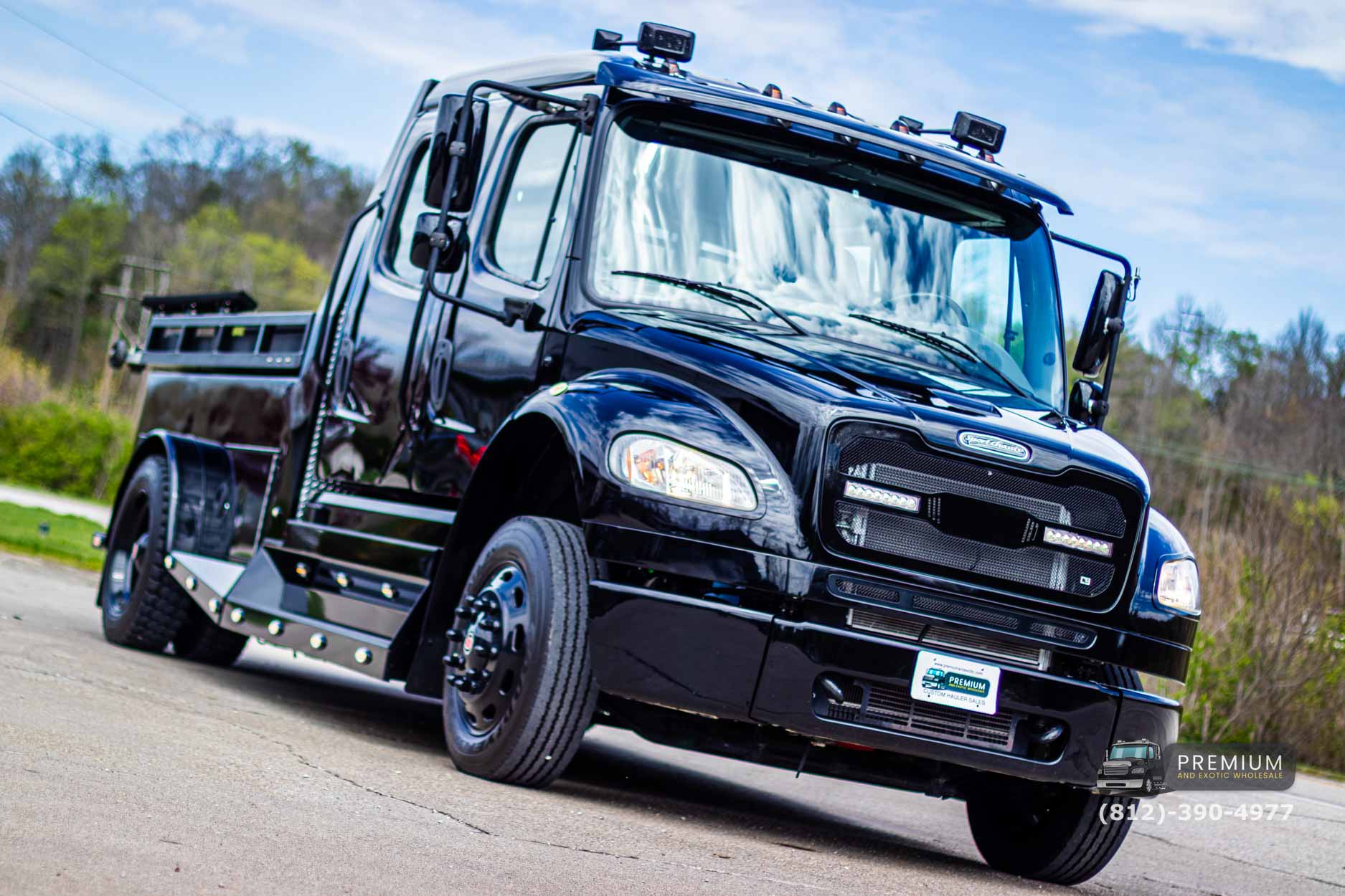 2014 Freightliner Sportchassis 8.9L Cummins 350hp Hauler