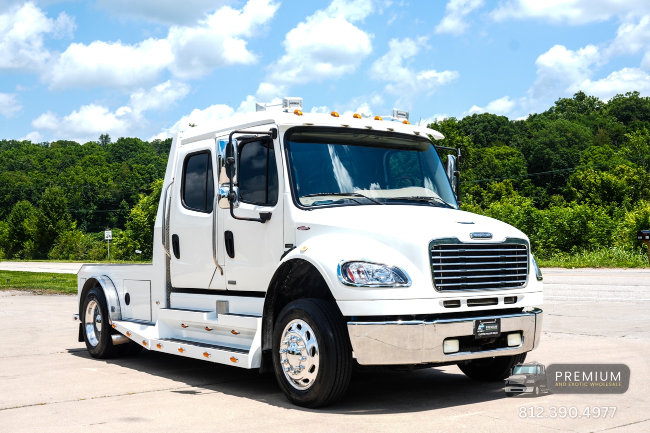 01 2007 Freightliner M2-106 Sportchassis Hauler White Mercedes MBE900 330 VIN 1FVAFCDK97HY34302 Stock US26054302
